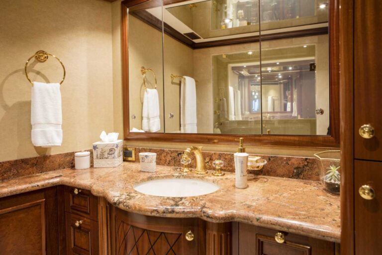 Guest ensuite