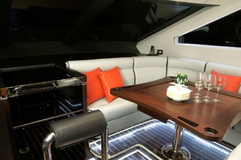 The 27m Yacht AMADEUS