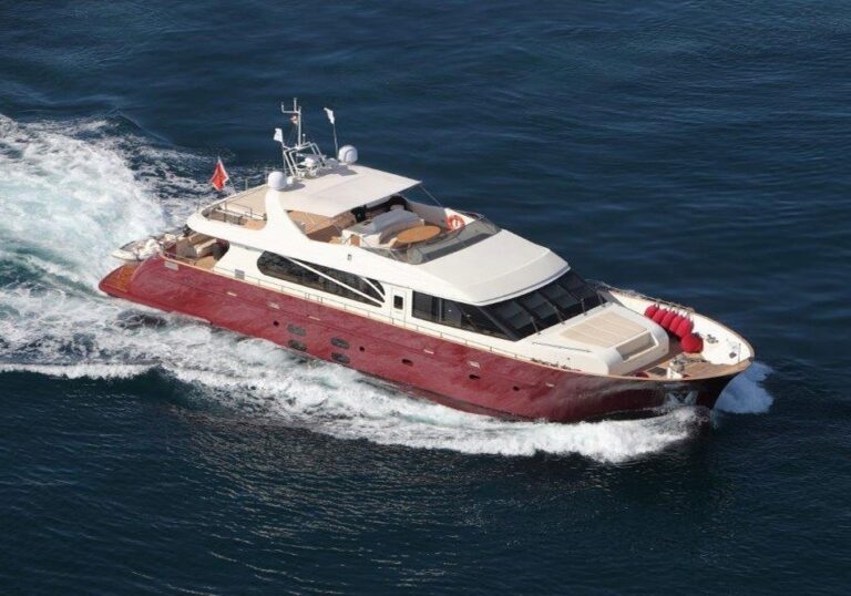 The 27m Yacht ARIA