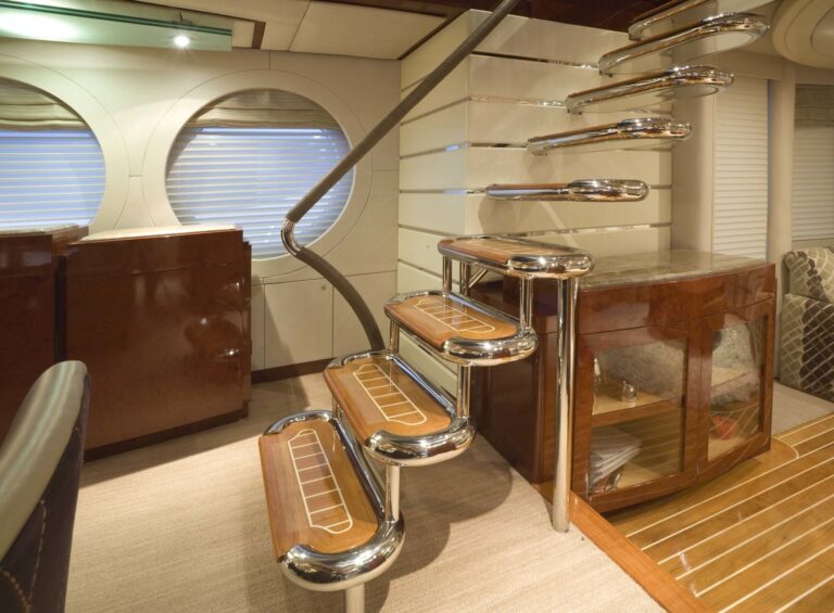 The 27m Yacht ARTHUR'S WAY