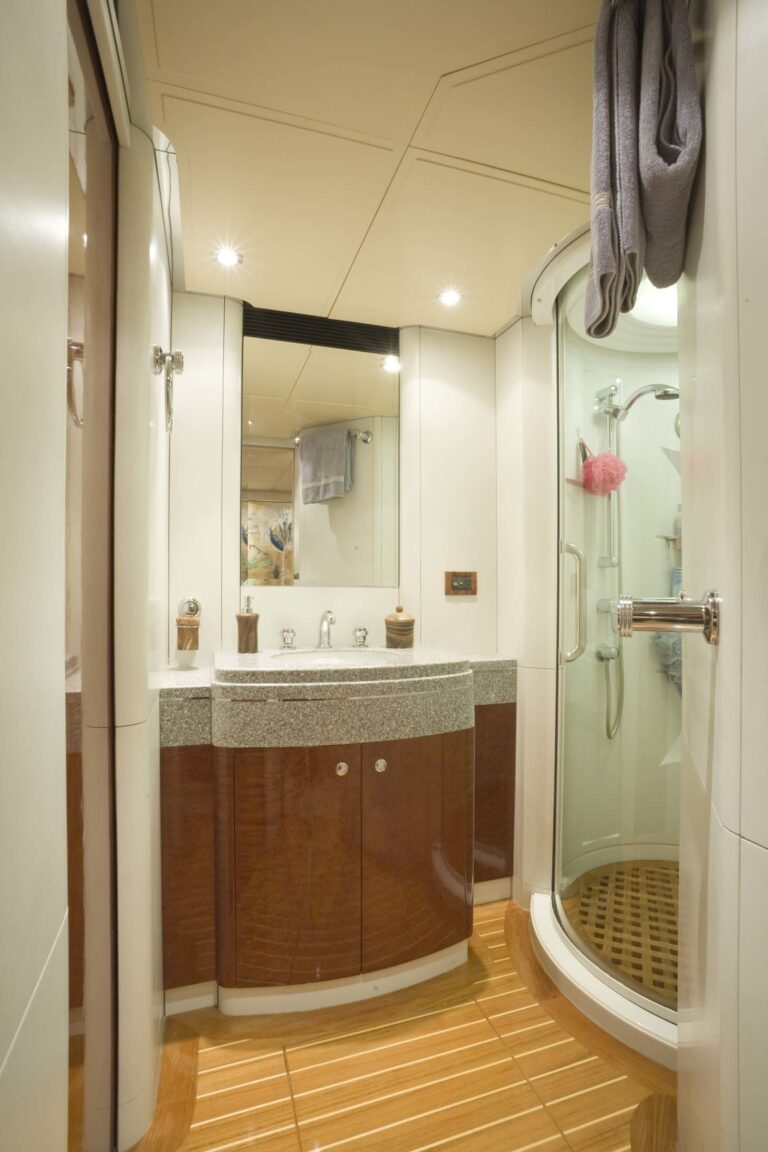 The 27m Yacht ARTHUR'S WAY