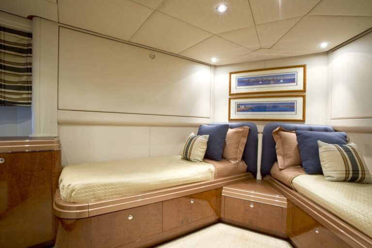 The 27m Yacht ARTHUR'S WAY