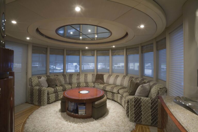 The 27m Yacht ARTHUR'S WAY