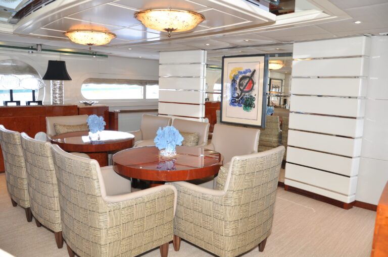 The 27m Yacht ARTHUR'S WAY