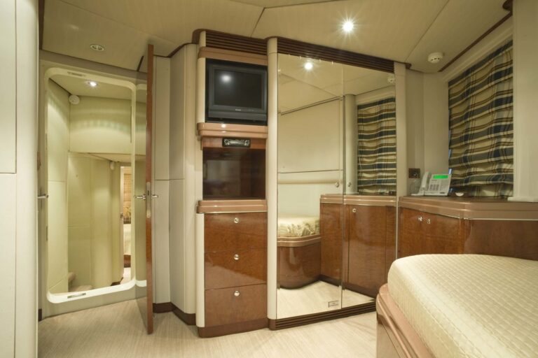The 27m Yacht ARTHUR'S WAY