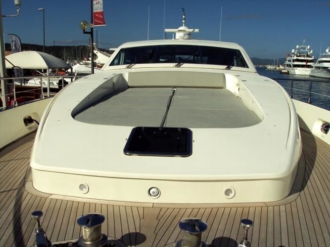 The 27m Yacht CLAN V