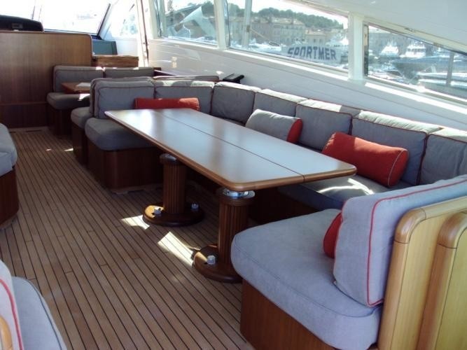 The 27m Yacht CLAN V