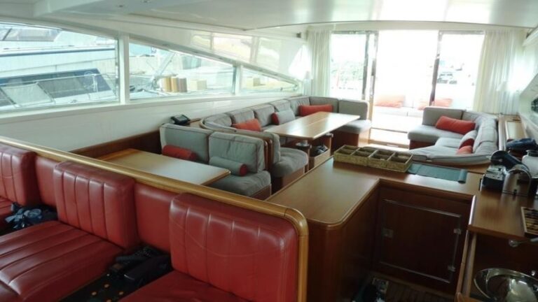 The 27m Yacht CLAN V