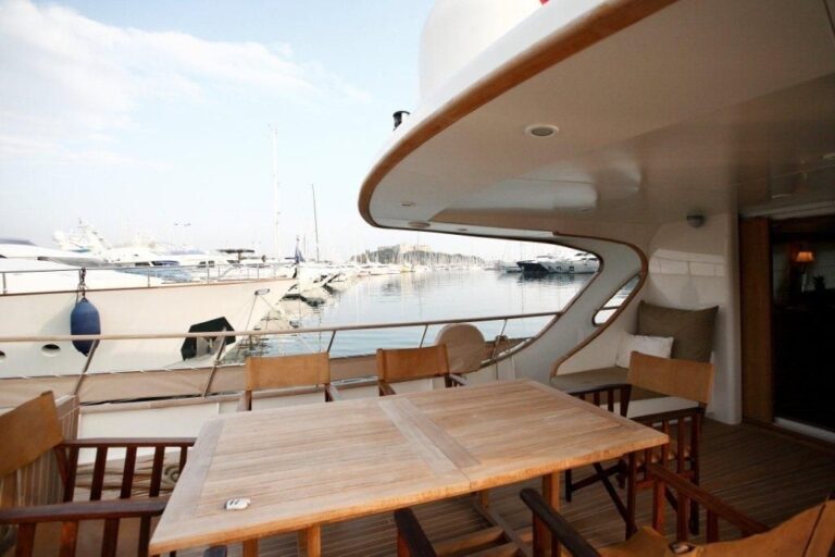 The 27m Yacht CONQUEST OF 1966