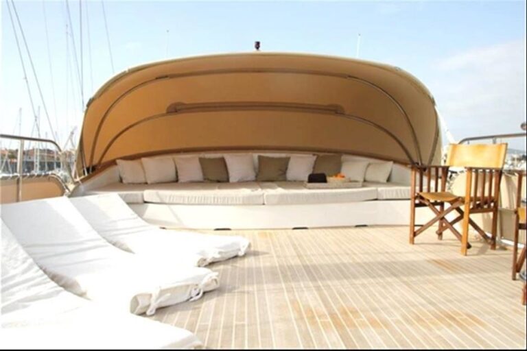 The 27m Yacht CONQUEST OF 1966
