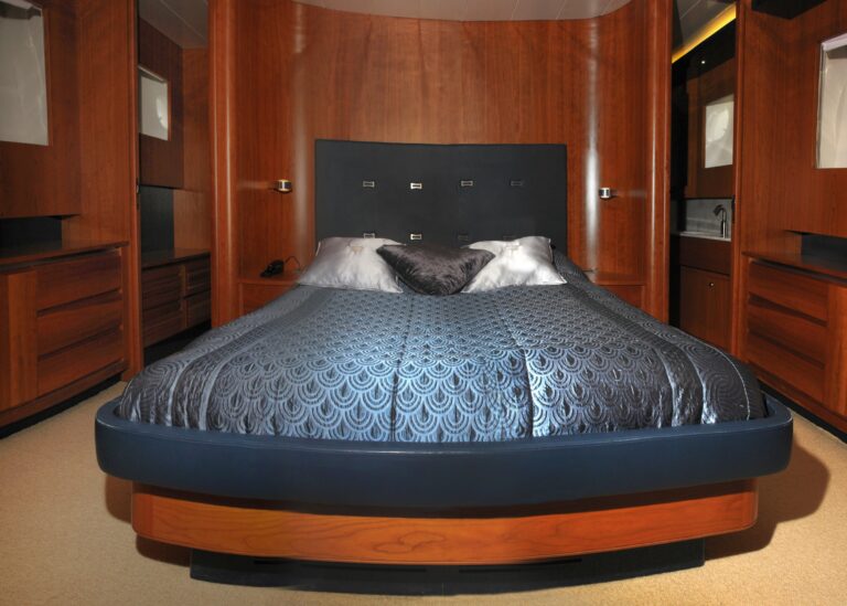 The 27m Yacht DREAM ON