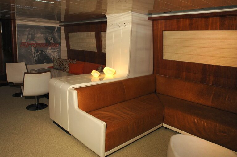 The 27m Yacht DREAM ON
