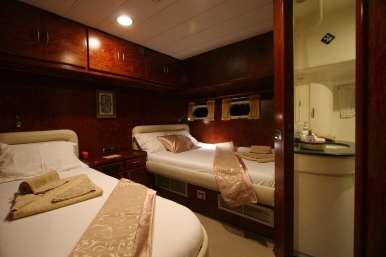 The 27m Yacht EUPHORIA