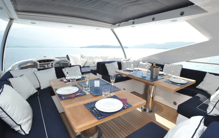The 27m Yacht GATSBY
