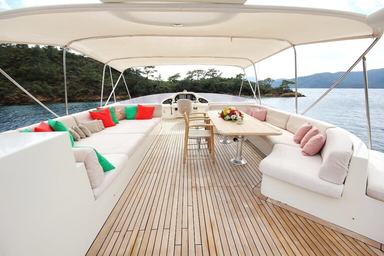 The 27m Yacht IRDODE