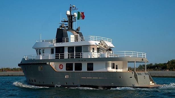 The 27m Yacht IRIE MAN