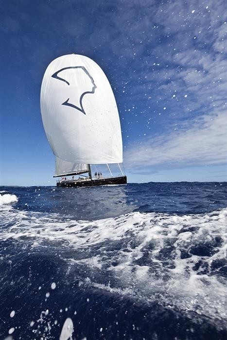 The 27m Yacht NEFERTITI