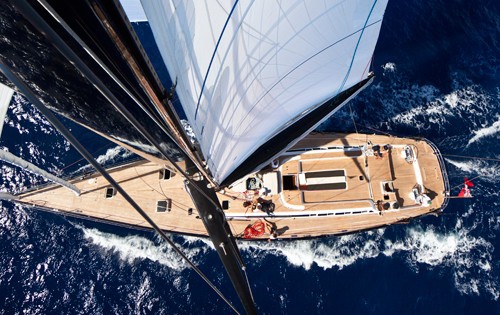 The 27m Yacht NEFERTITI