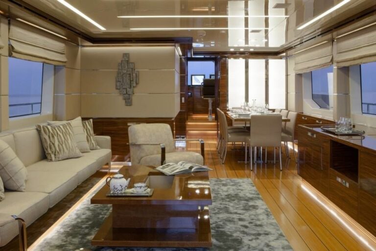 The 27m Yacht NOGA