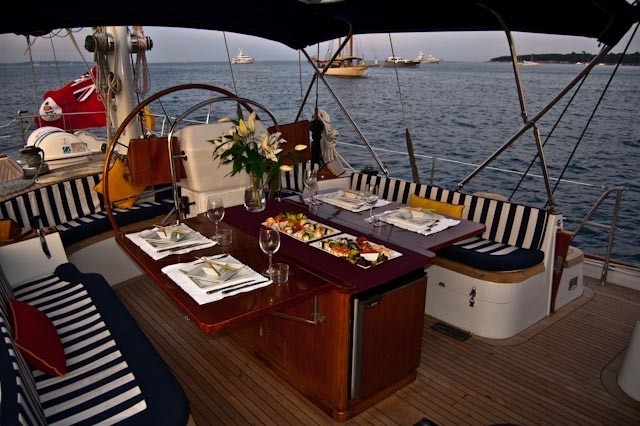 The 27m Yacht ORION