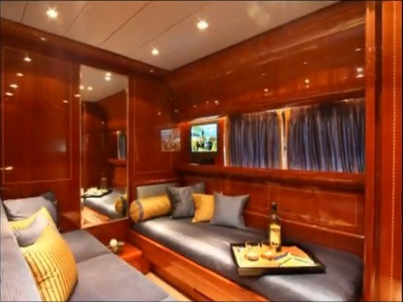 The 27m Yacht QUINCY C