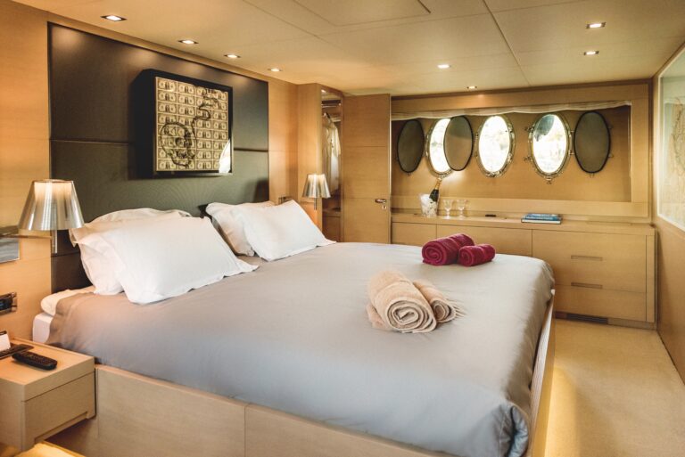 The 27m Yacht TSOUVALI