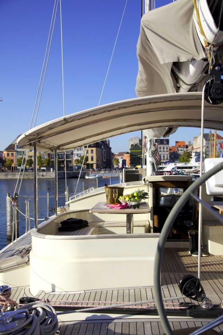 The 27m Yacht VINTAGE