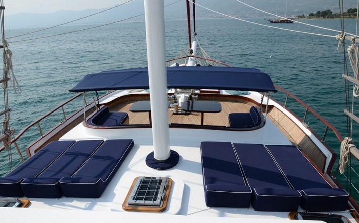 Life On Board Yacht AURUM
