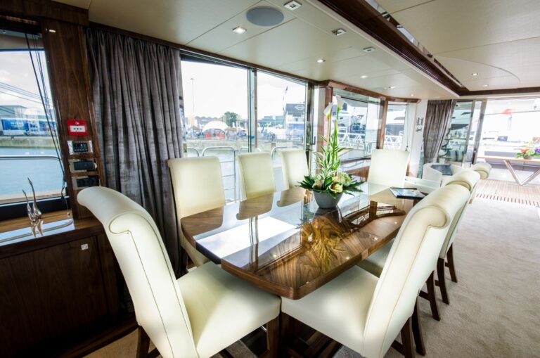 The 28m Yacht AUTUMN