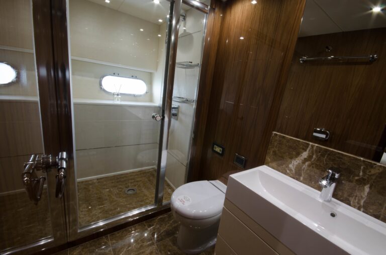 The 28m Yacht AUTUMN
