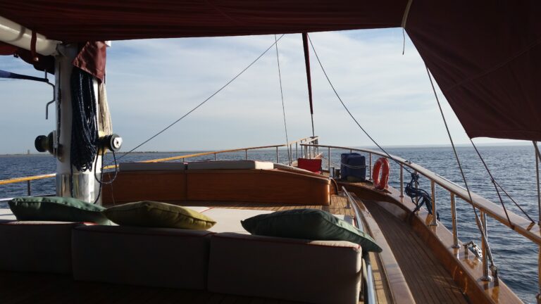 The 28m Yacht BESAME MUCHO