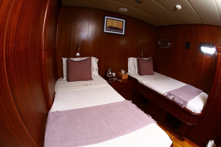 The 28m Yacht BESAME MUCHO