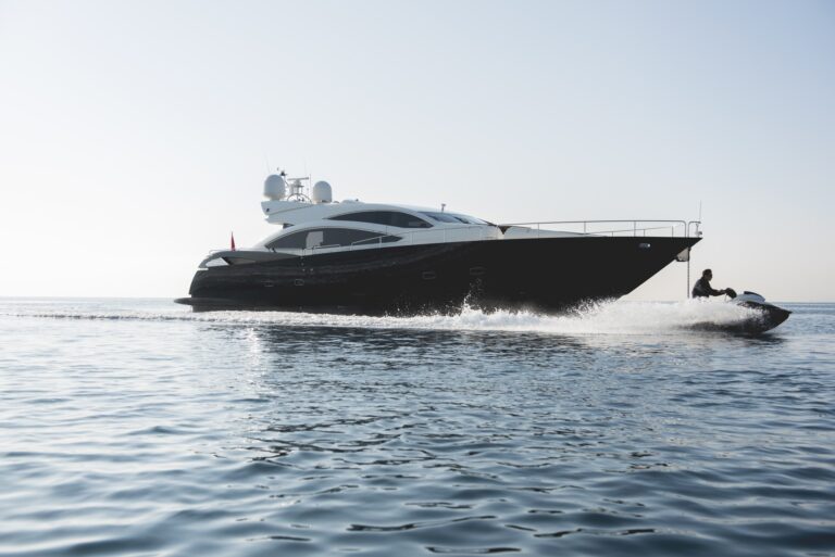 The 28m Yacht BLADE 6