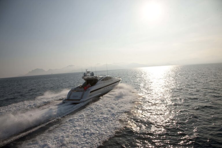 The 28m Yacht ENZO
