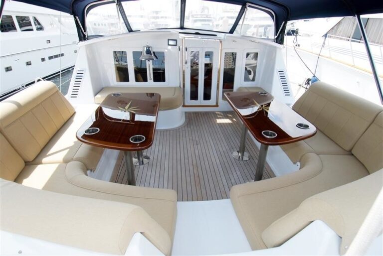 The 28m Yacht FALCON