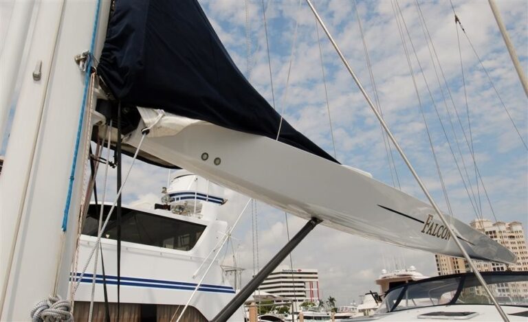 The 28m Yacht FALCON