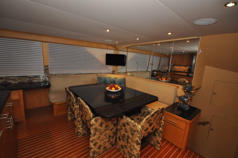 The 28m Yacht GOLDEN GIRL