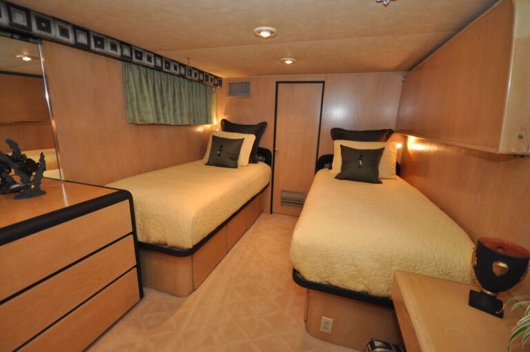 The 28m Yacht GOLDEN GIRL
