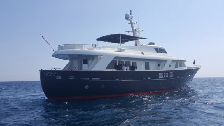 The 28m Yacht HARMONYA