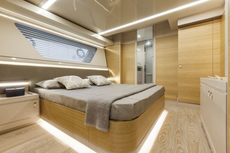 The 28m Yacht NAVETTA 28