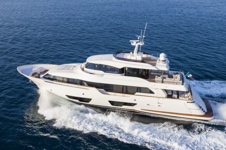 The 28m Yacht NAVETTA 28