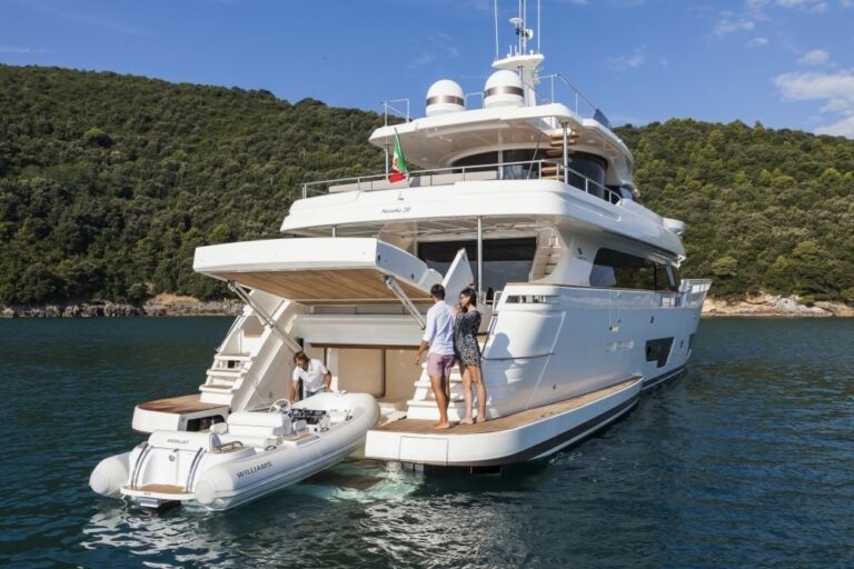 The 28m Yacht NAVETTA 28