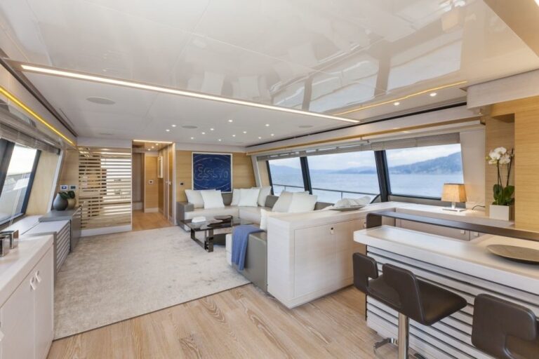 The 28m Yacht NAVETTA 28