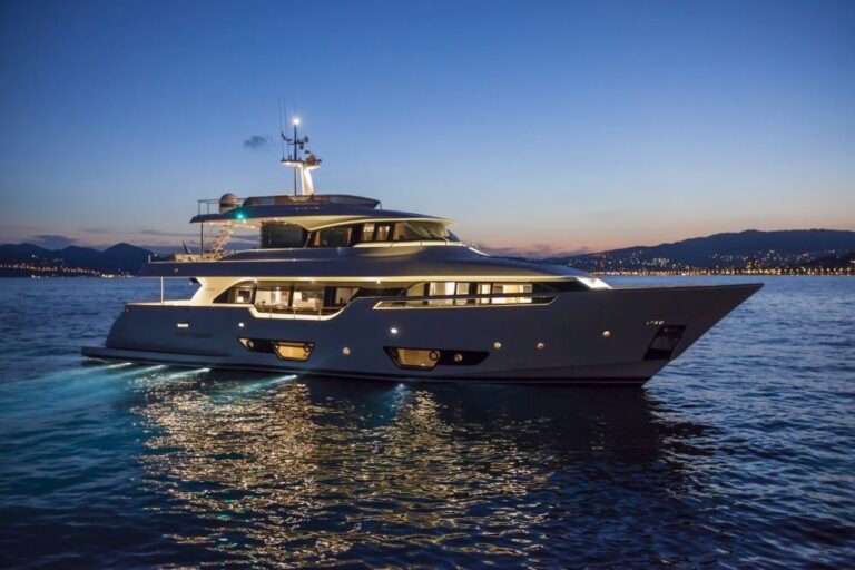 The 28m Yacht NAVETTA 28