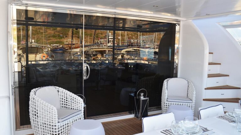 The 28m Yacht NIMIR
