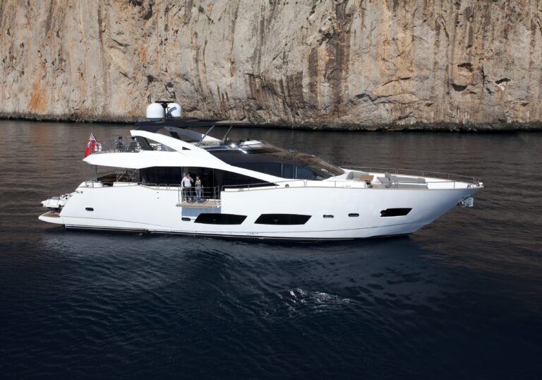 The 28m Yacht OASIS