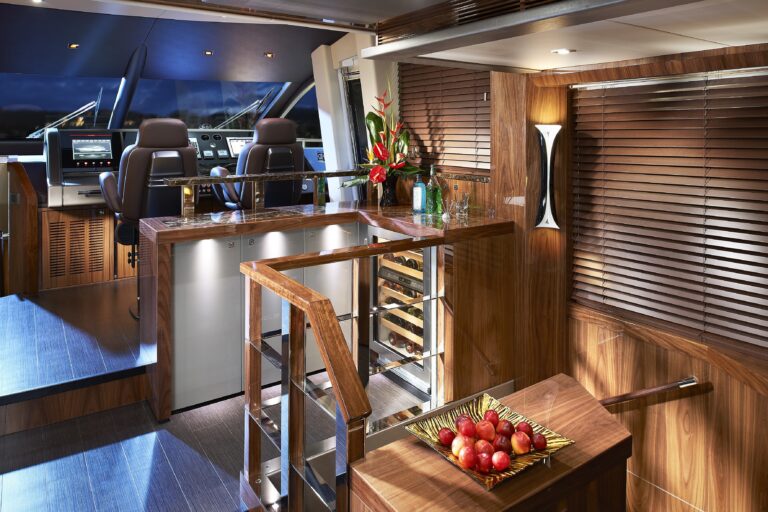 The 28m Yacht OASIS