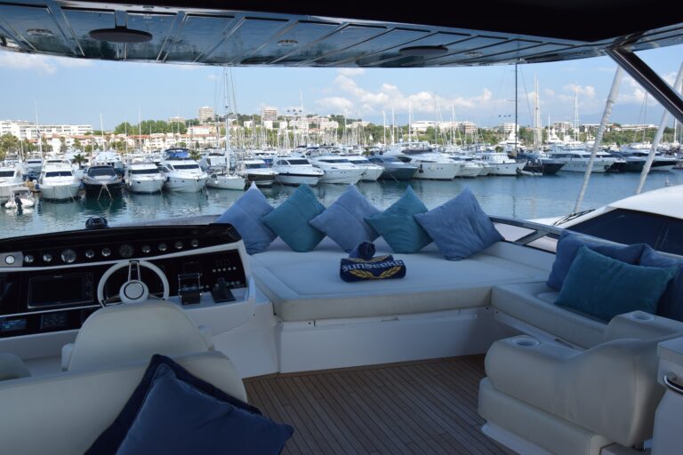The 28m Yacht RAY III
