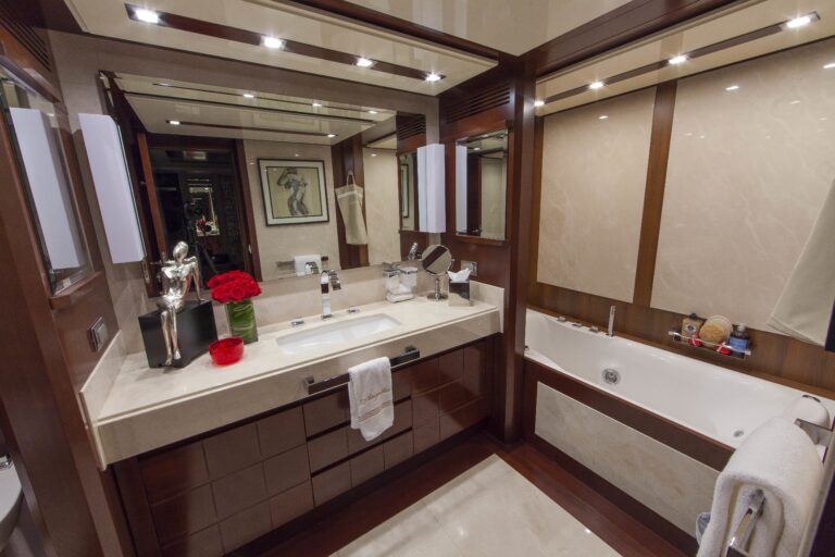 The 28m Yacht SORRIDENTE