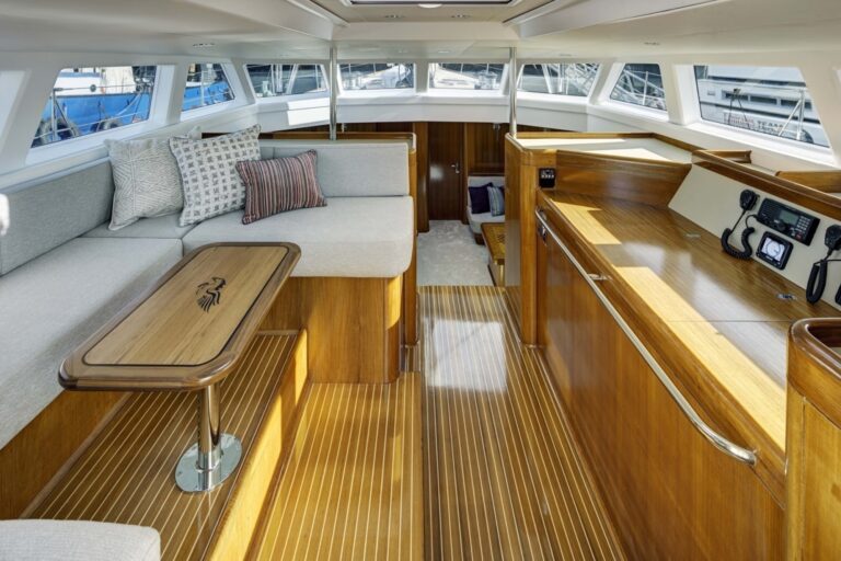 The 28m Yacht SPIRIT